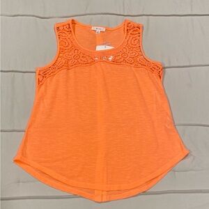 Women's casual sleeveless shirt by Mine